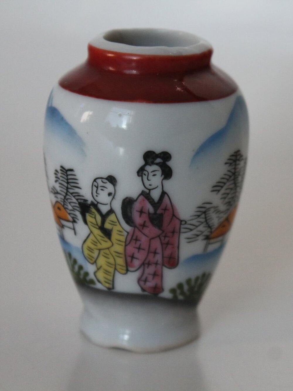 Miniature Vase with Japanese Scene